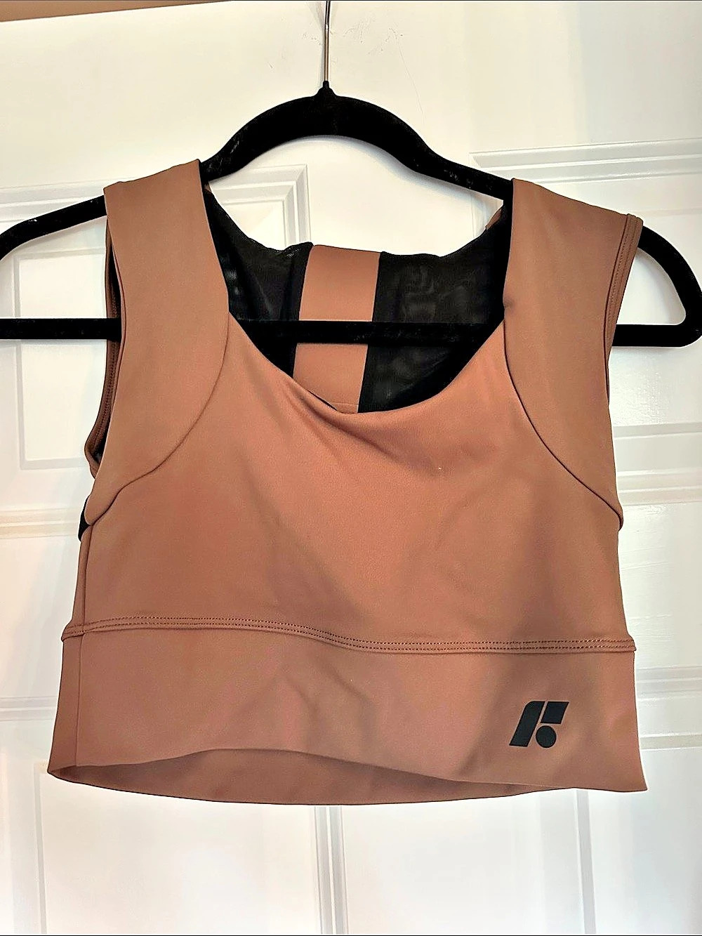 Forme powerbra Top Size Medium Like New